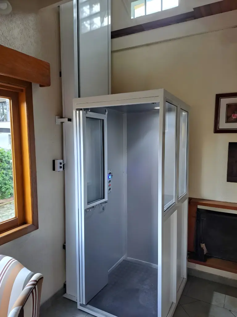 Elevador para idoso espaço pequeno - 3